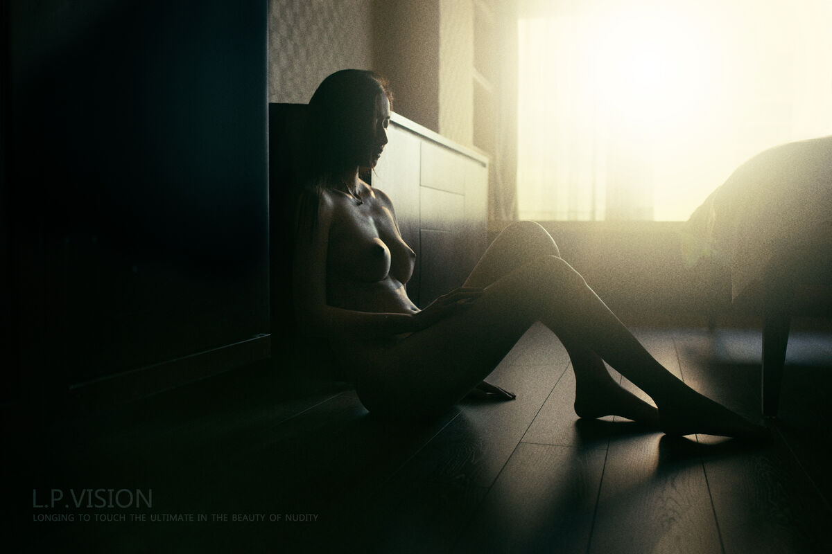 【連続中出し発射】＜地上波バラエティ出演経験＞イキまくりの超敏感マンコにたっぷりザーメンを種付け！我慢できず2回戦目突入してしっかり膣奥へ…